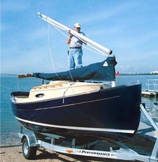 ComPac SunCat Mastender System - Photo of Com-Pac Sun Cat Daysailer sail boat