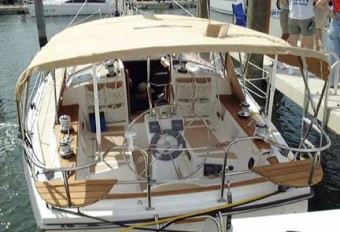 Com-Pac 35 cockpit - Photo of Com-Pac 35 sail boat